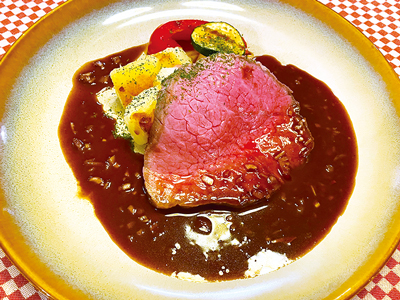 和牛もも肉のローストビーフ